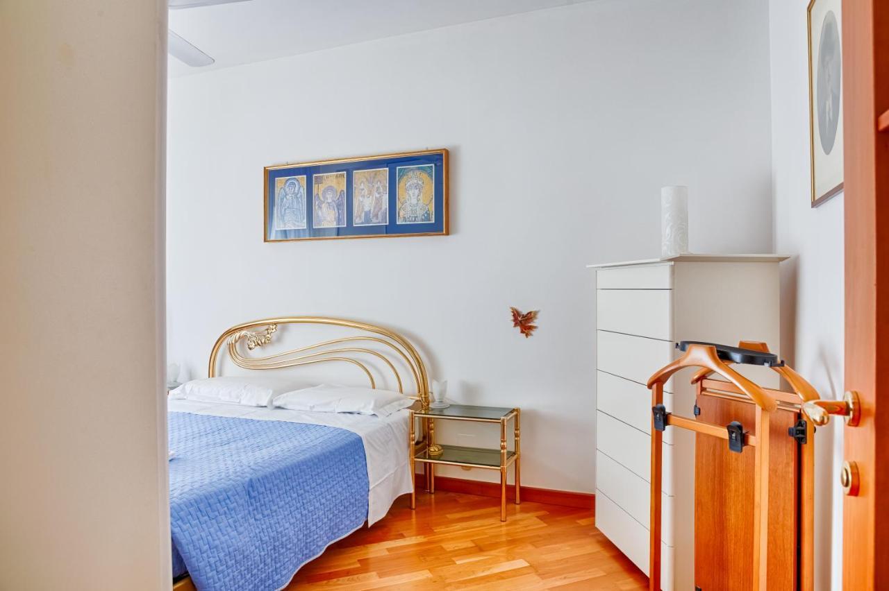 Note Su Puccini 66 Apartment Trieste Exterior photo